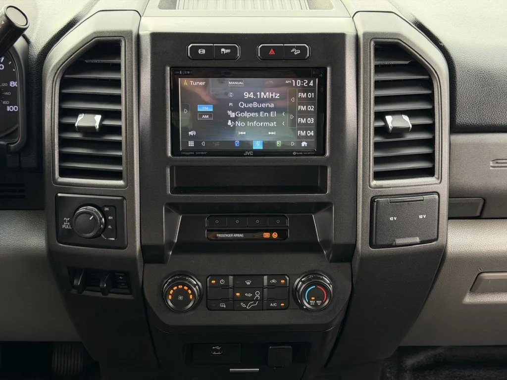 Used 2018 Gray Ford XL image 19
