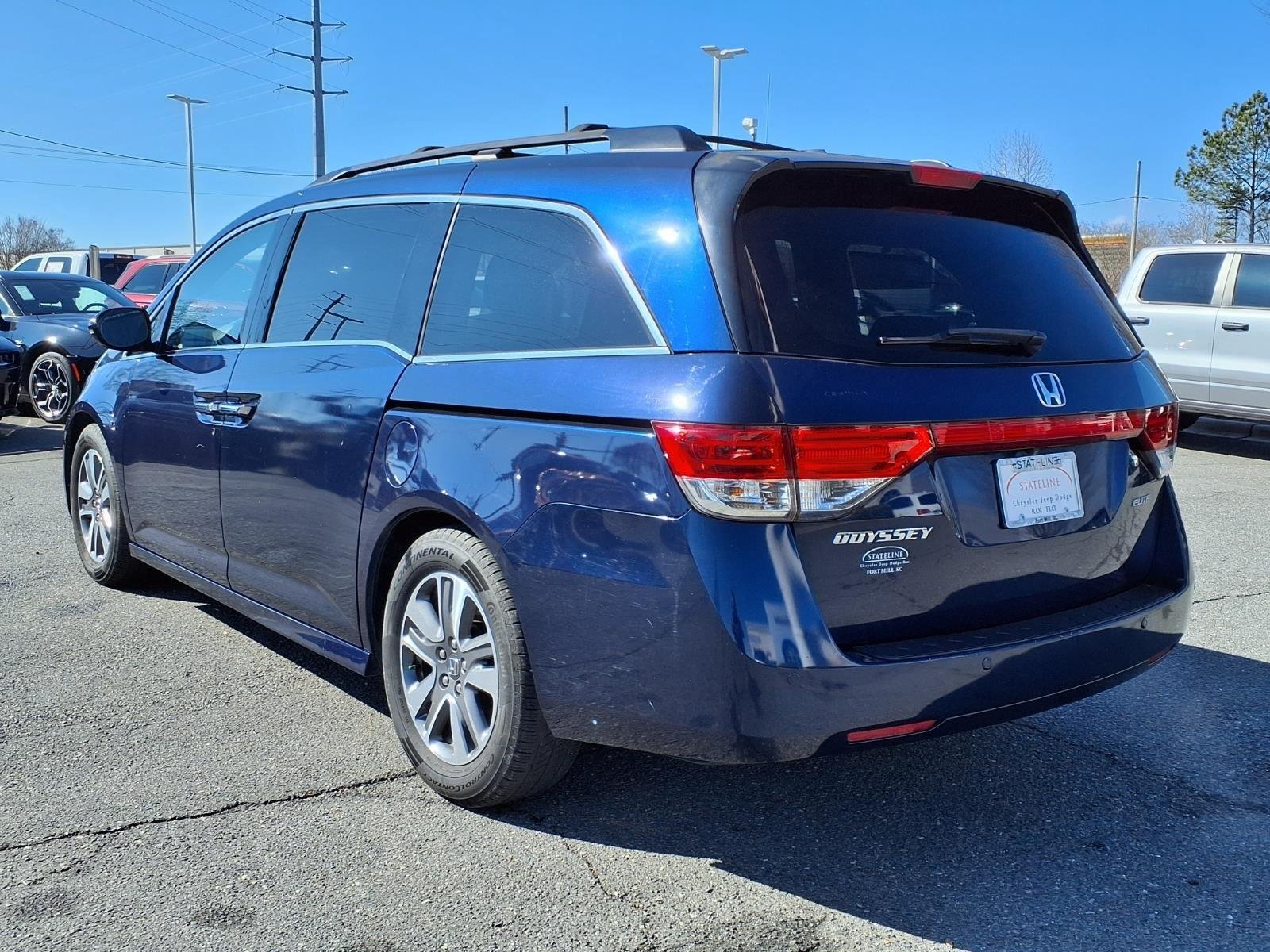 Used 2015  Honda  image 2