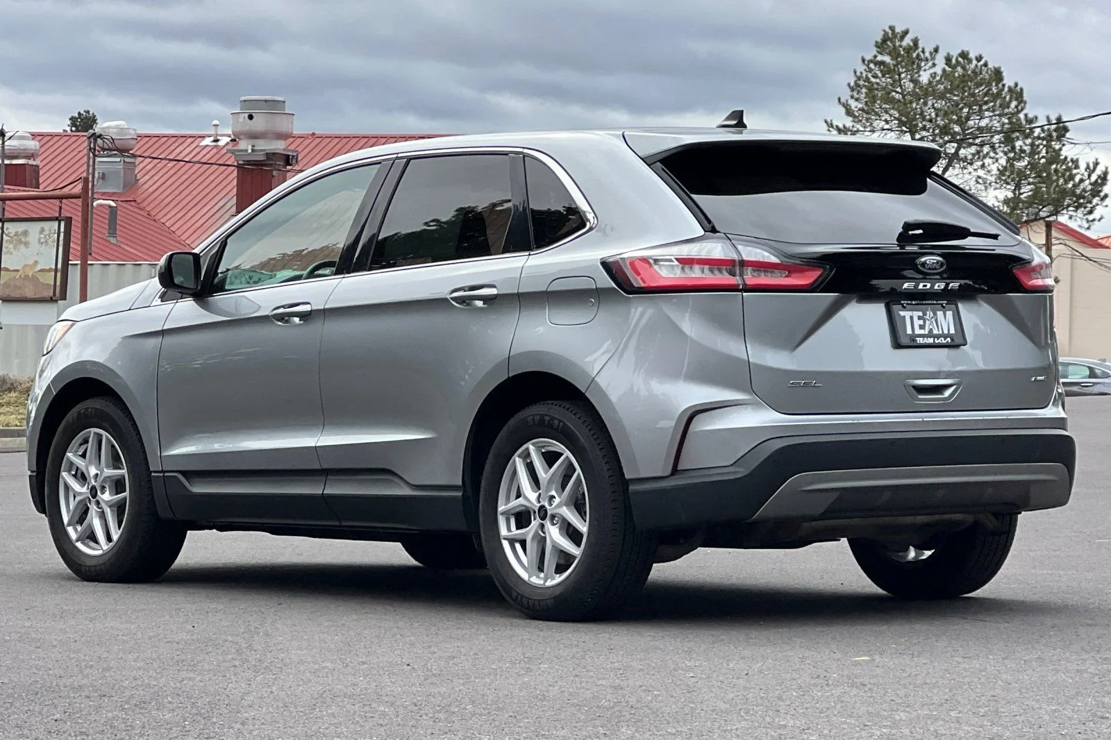 2023 Ford Edge SEL - Photo 6