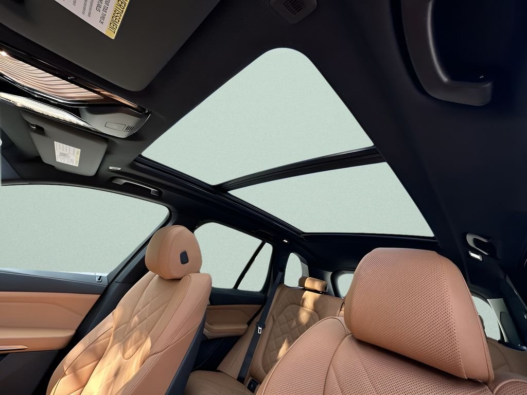 New 2026 Skyscraper Grey Metallic BMW sDrive40i image 26