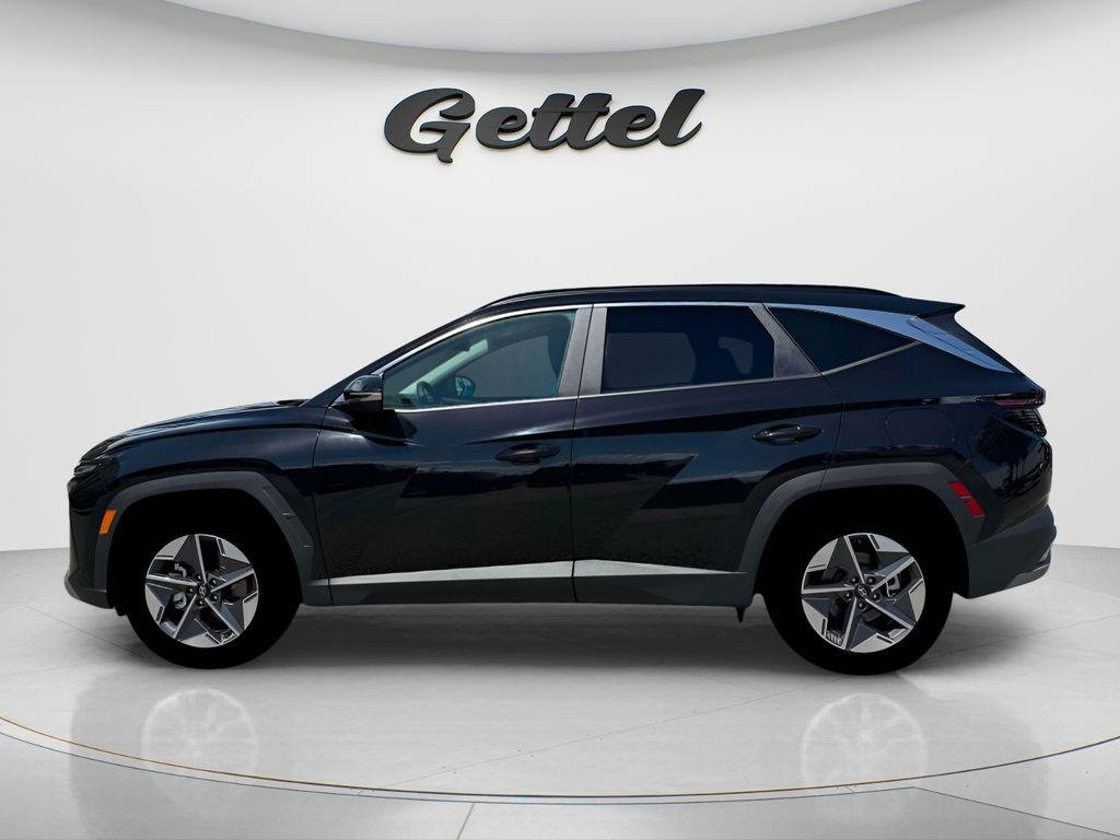 New 2026 Black Hyundai SEL Premium FWD image 31