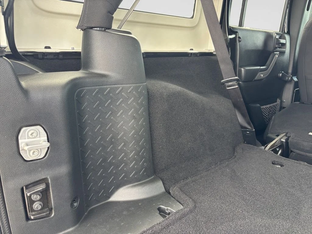 Used 2018 Black Jeep Unlimited Sport image 36
