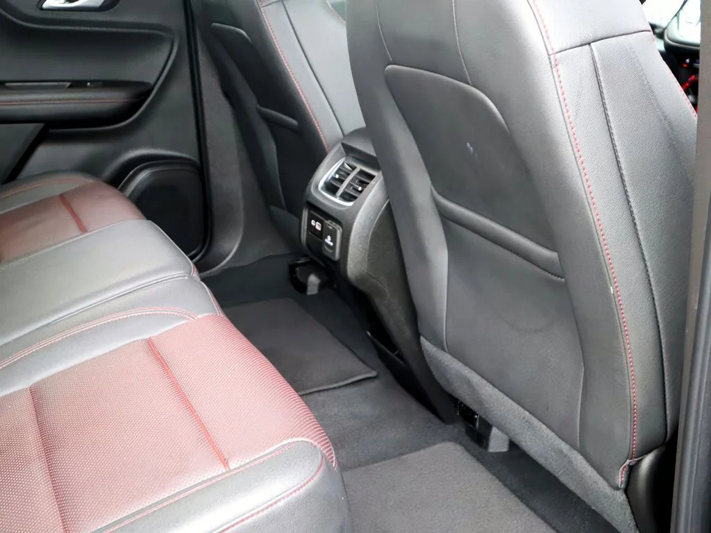 Used 2025 Black Chevrolet RS image 26
