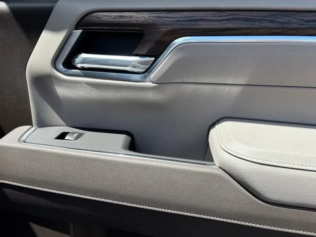 New 2026 Summit White GMC SLT image 21