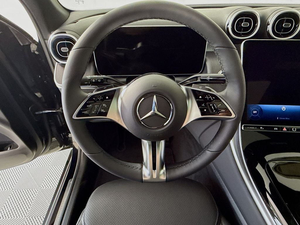 Used 2026 Black Mercedes-Benz GLC 300 image 12