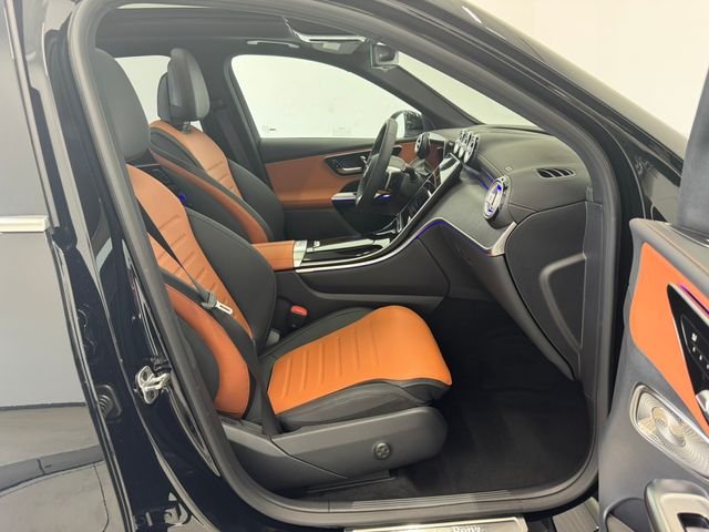 New 2026 Black Mercedes-Benz GLC 300 image 17