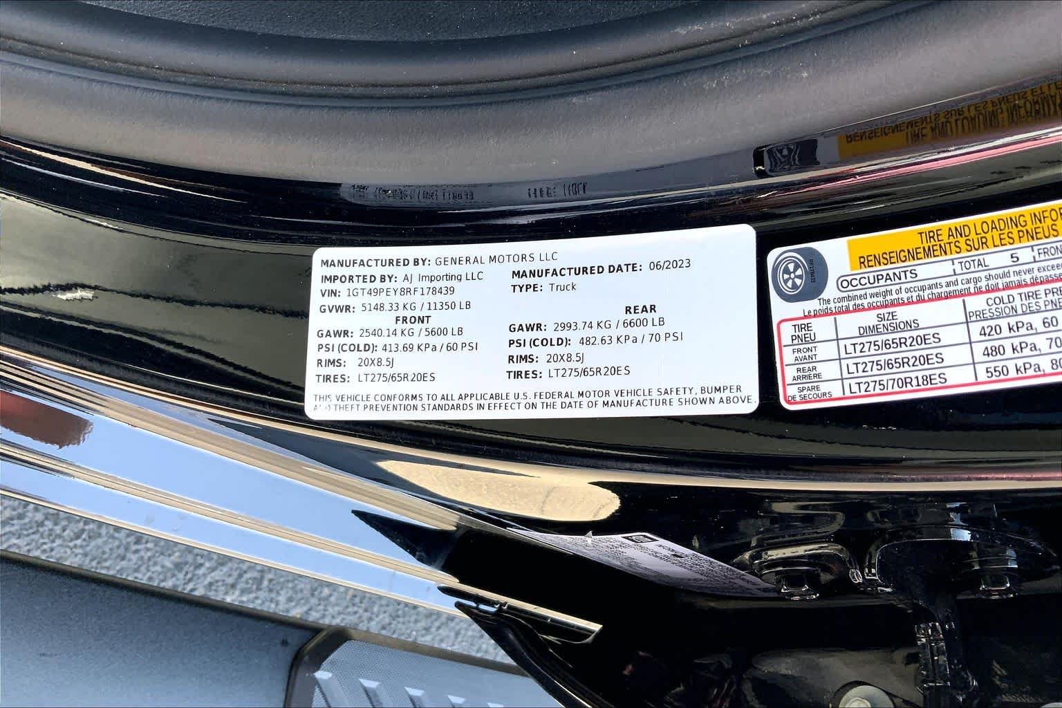 Used 2024 Onyx Black GMC AT4 image 37