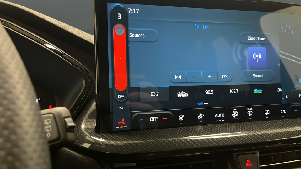 Used 2024 Carbonized Gray Metallic Ford ST-Line image 29