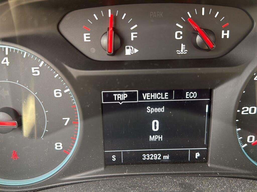 Used 2021 Summit White Chevrolet RS image 2