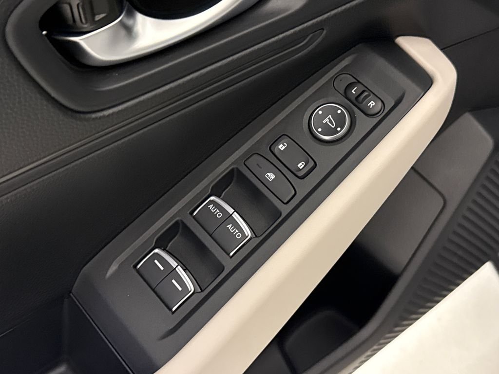 New 2026 Platinum White Pearl Honda LX image 19