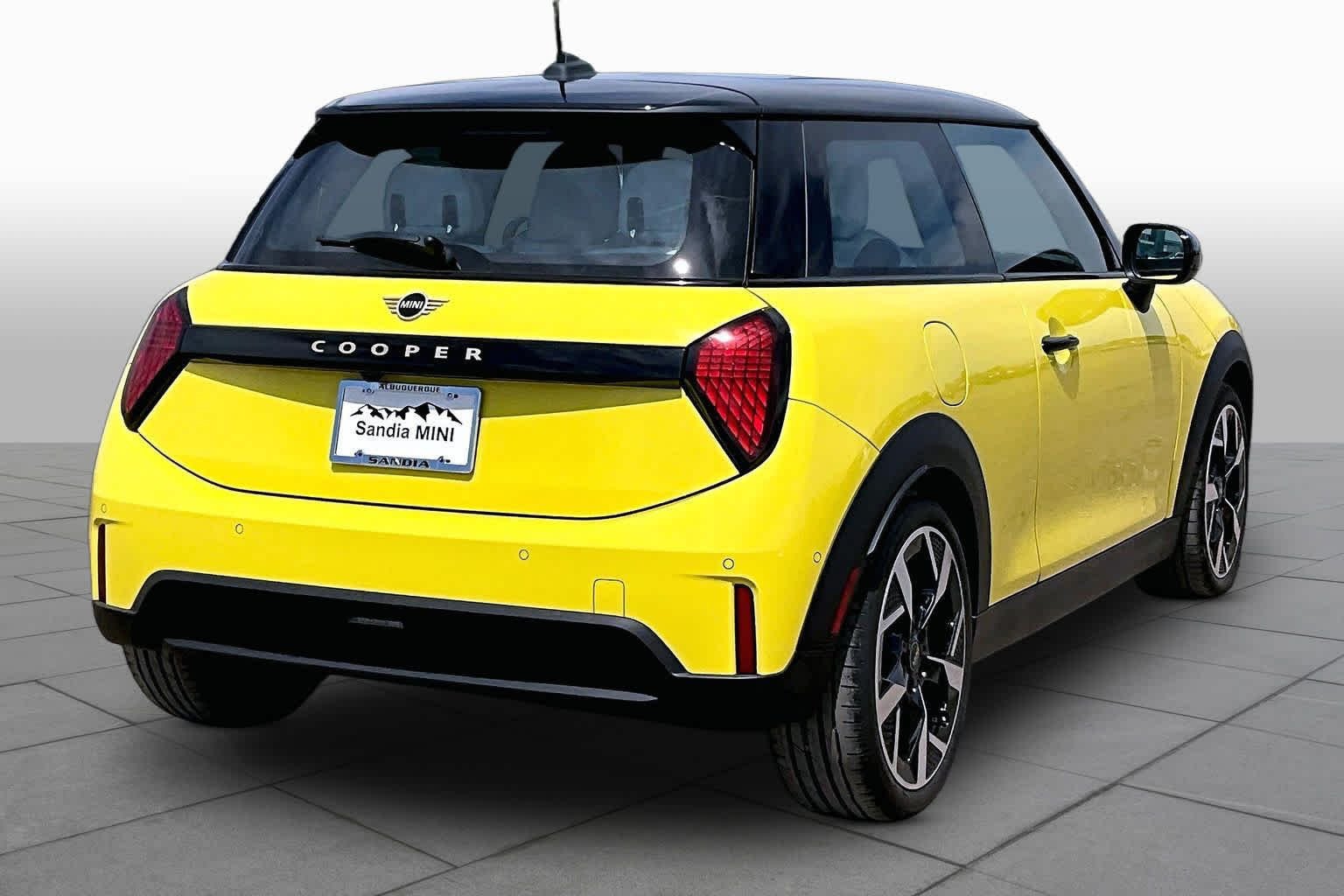 Used 2025 WHITE MINI Cooper image 9