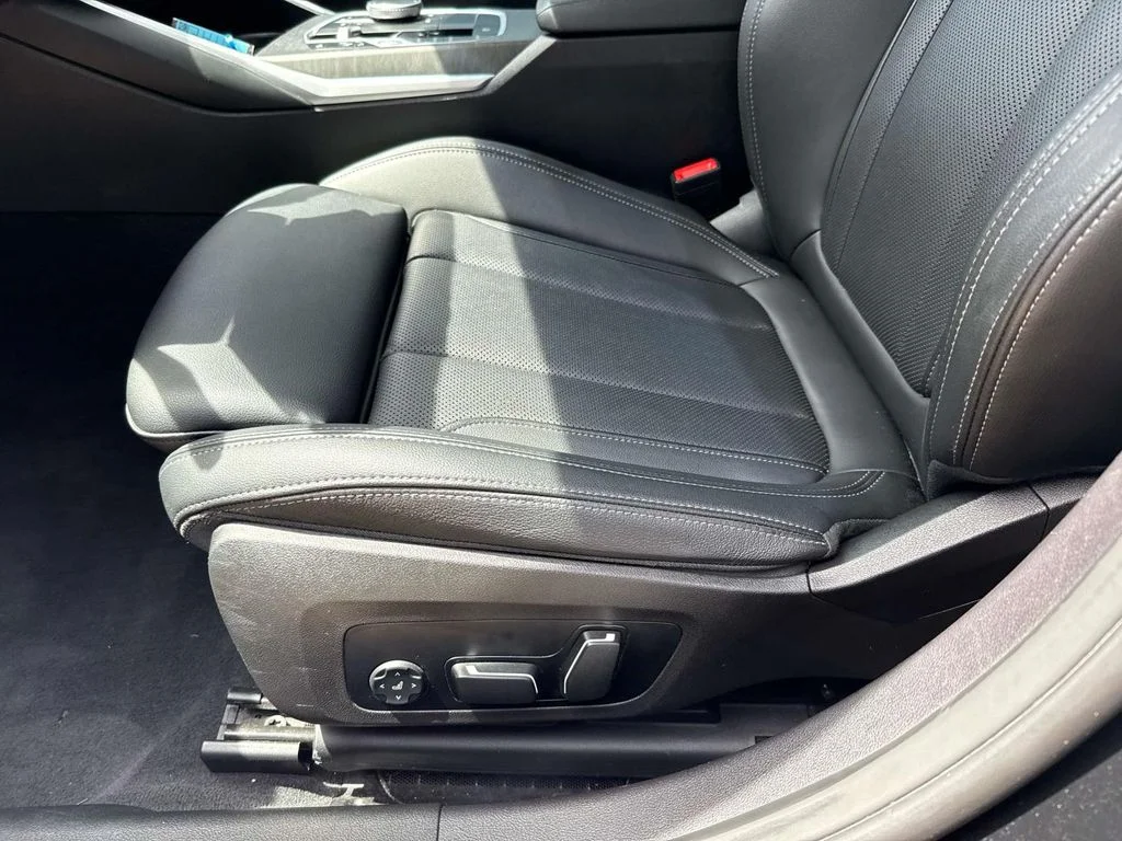 Certified Used 2024 Black BMW 330i image 17