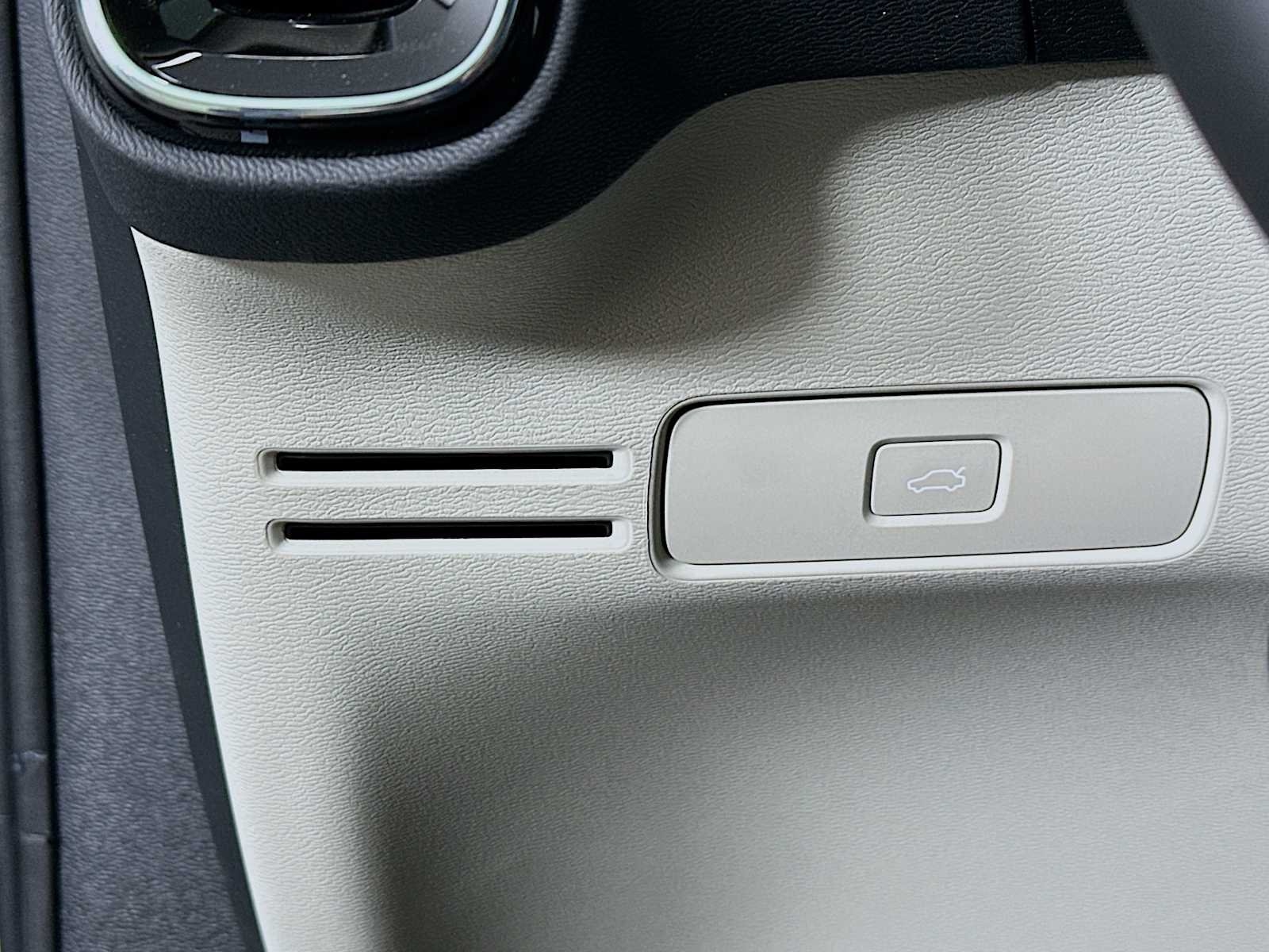 New 2026 Cloud Blue Volvo Ultra image 10