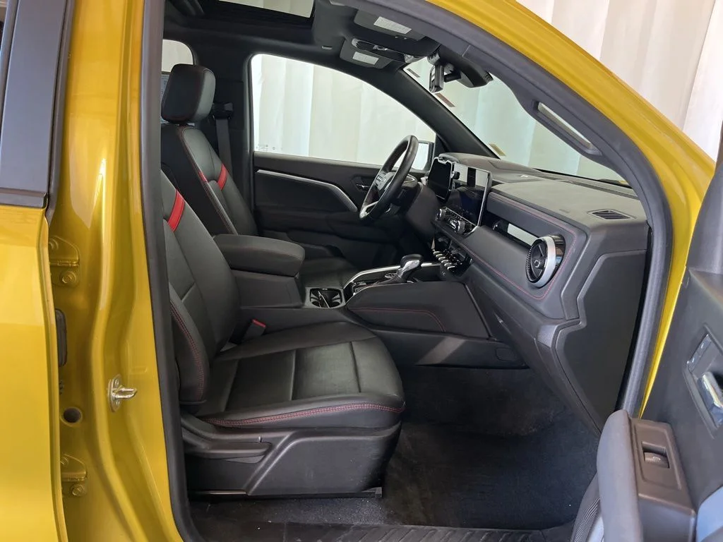 Used 2023 Yellow Chevrolet Z71 image 20
