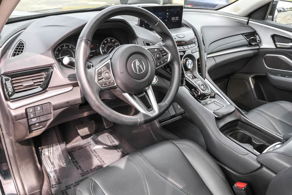 Used 2019  Acura Base image 4