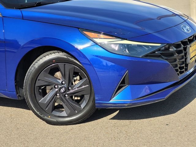 Certified Used 2021 Blue Hyundai SEL image 9