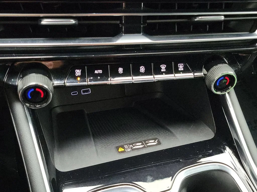 2026 Chevrolet Traverse LT - Photo 17