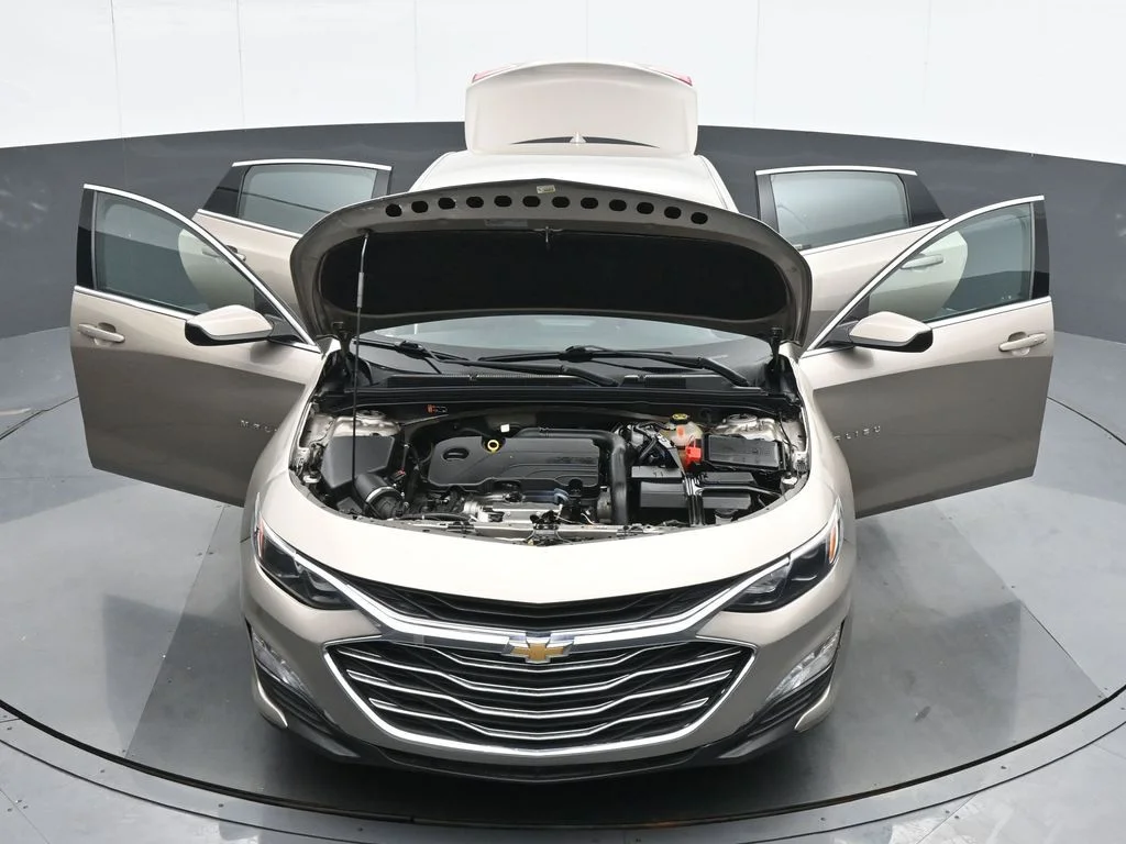 Used 2022 Gray Chevrolet LT image 34
