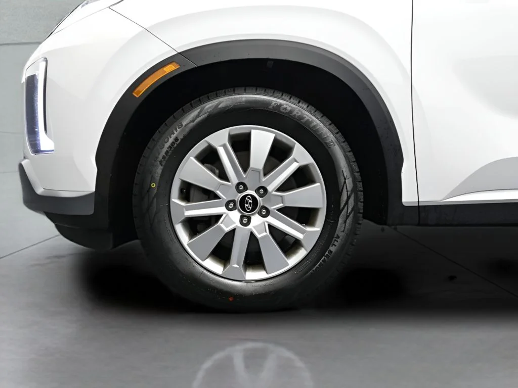 Certified Used 2024 Hyper White Hyundai SEL image 23