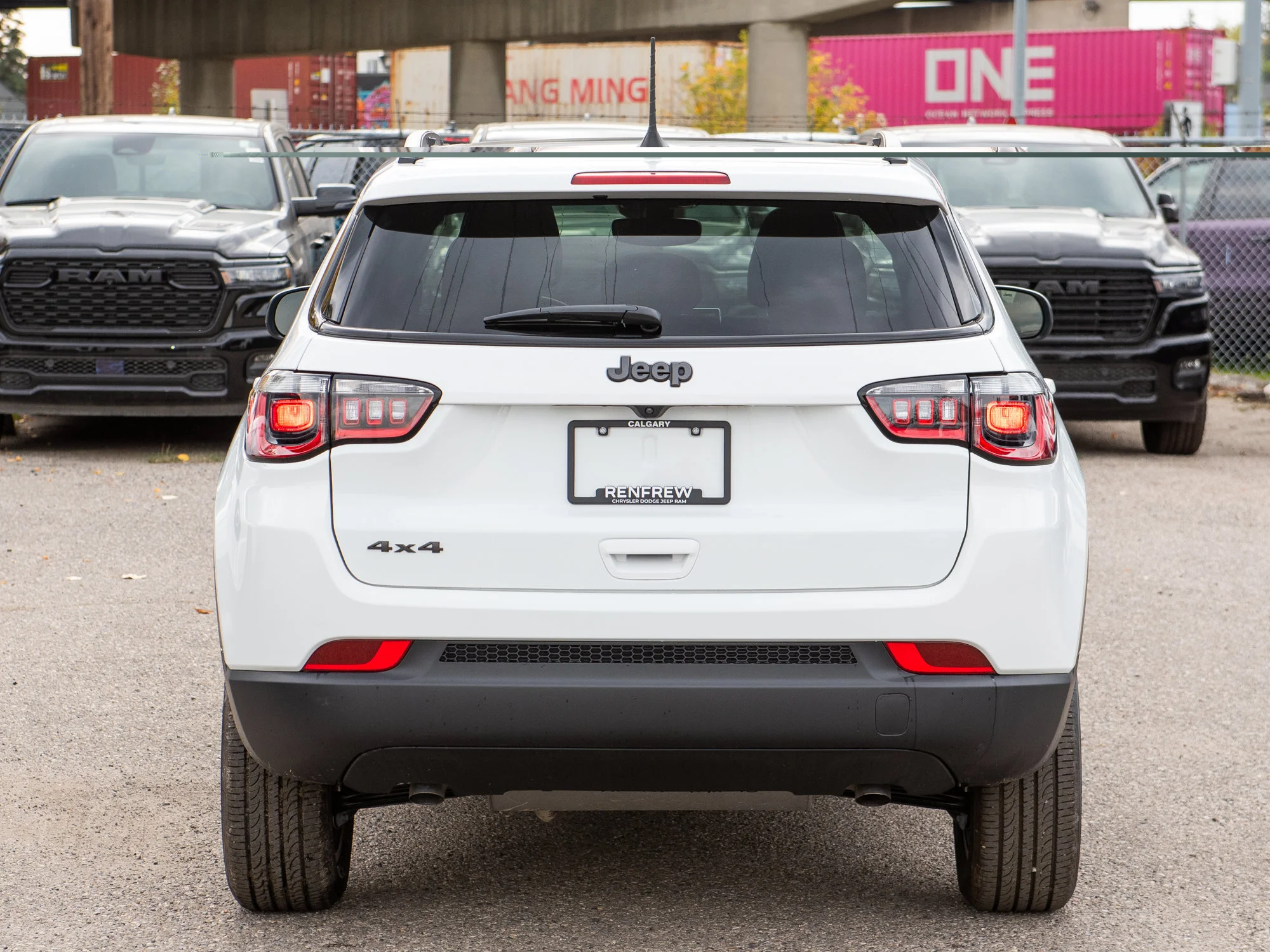 New 2026 White Jeep North Altitude* 4x4, Panoramic Sunroof, Heated Seats, Remote Start image 4