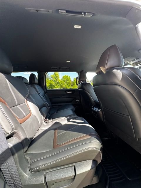 2025 Nissan Armada SL - Photo 21
