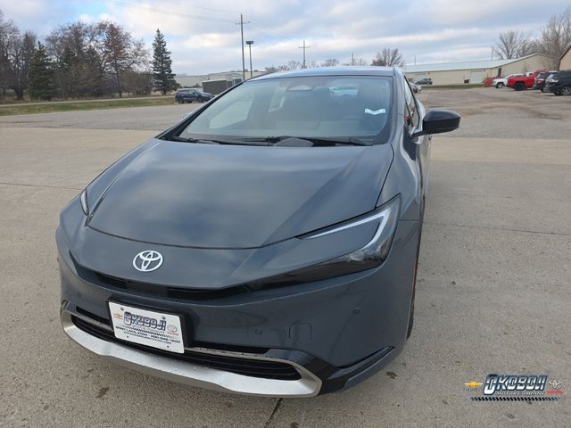2026 Toyota Prius Plug-In Hybrid 