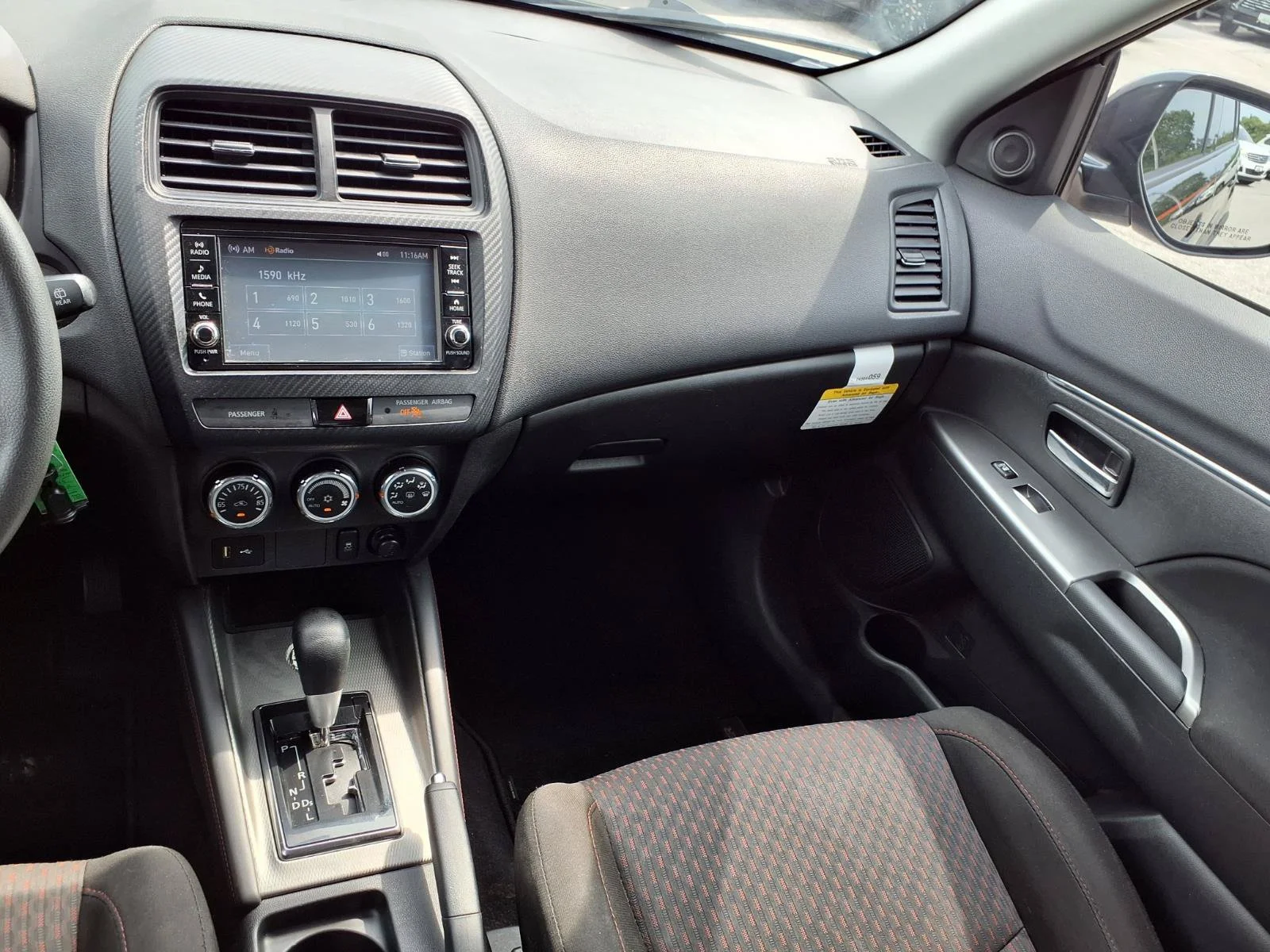 Used 2018 Black Mitsubishi ES 2.0 image 4