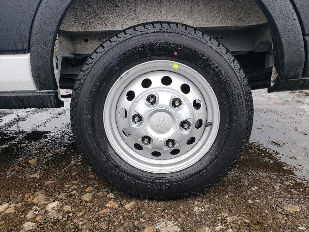 New 2026 Oxford White Ford Cargo Van image 12