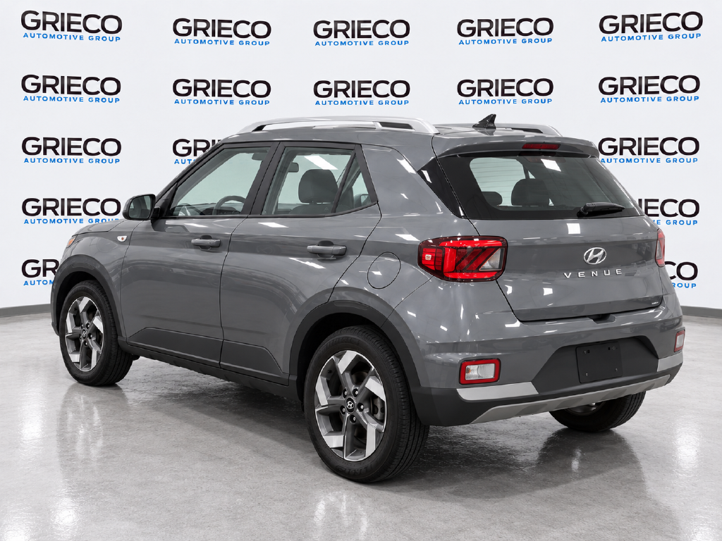 Used 2023 Gray Hyundai SEL image 2