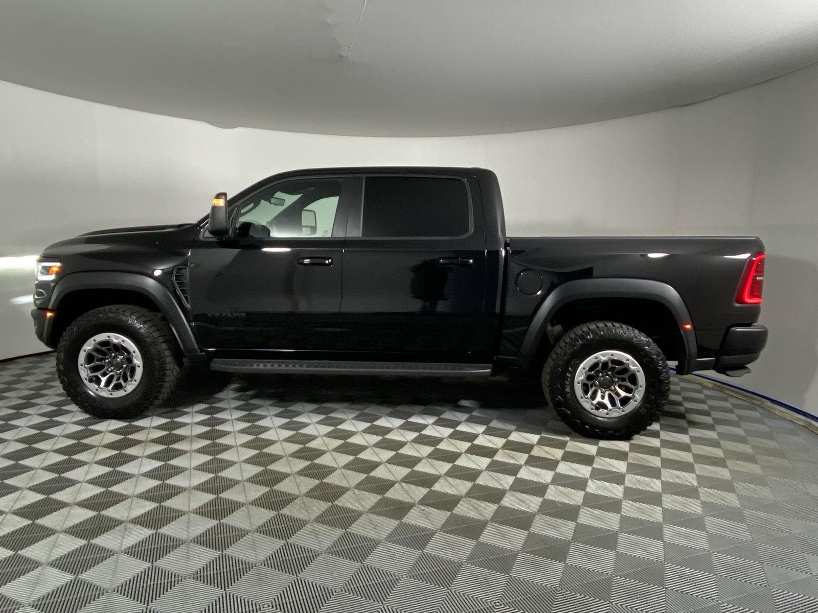 Used 2025 Diamond Black Crystal Pearlcoat Ram RHO image 15