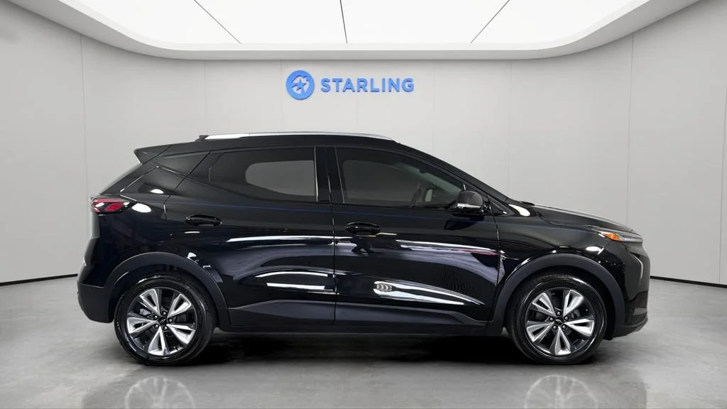 Used 2023 Mosaic Black Metallic Chevrolet LT image 11