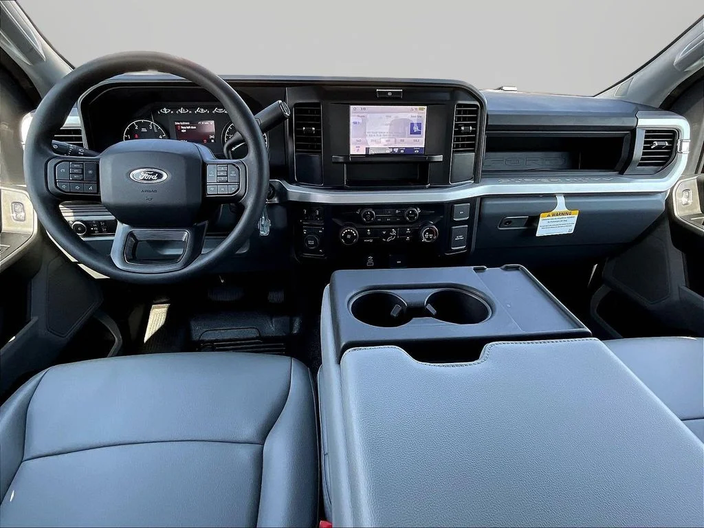 New 2026 Oxford White Ford F-450® XL image 5