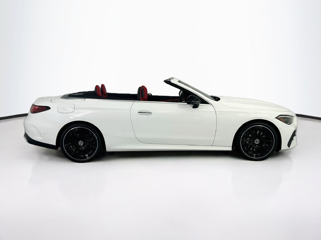 New 2027 Polar White Mercedes-Benz CLE 300 image 4