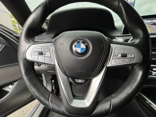 Used 2022 Dravit Grey Metallic BMW 740i xDrive ~PREMIUM & EXECUTIVE PACKAGE !! image 41