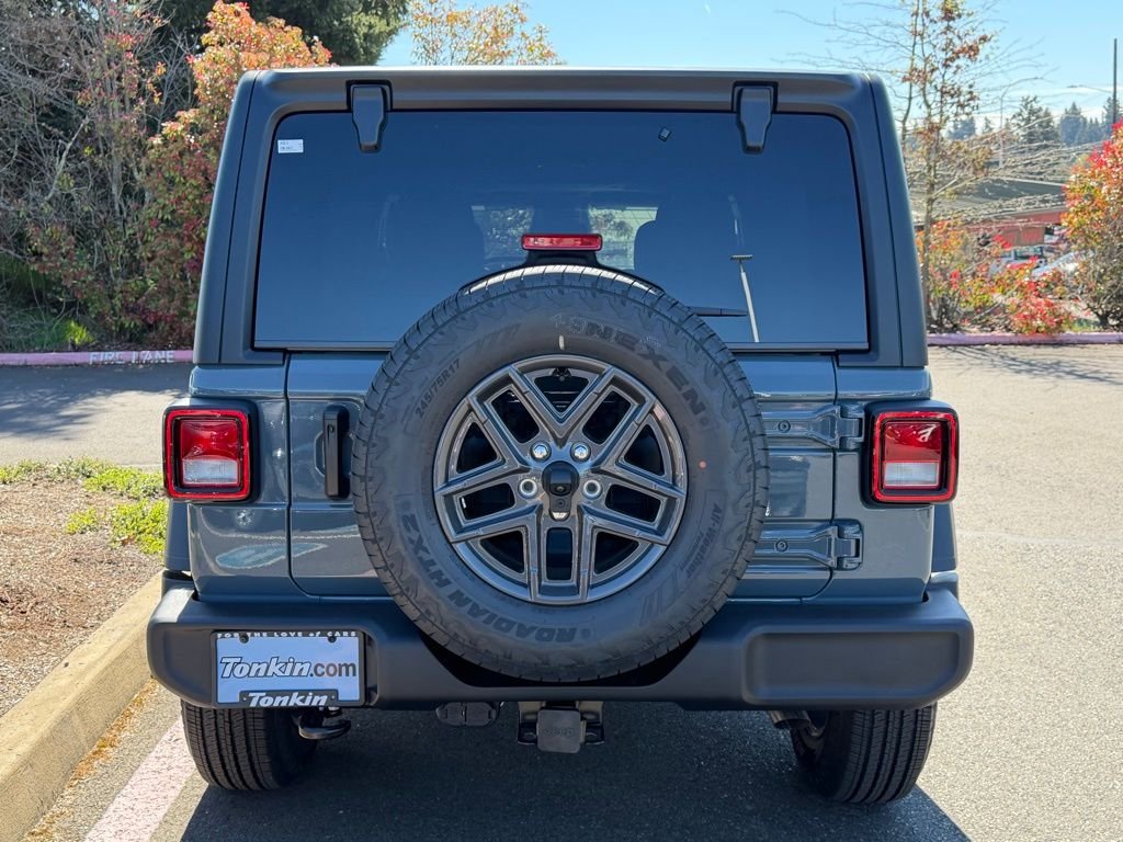 New 2026 Anvil Clear-Coat Exterior Paint Jeep Sport S image 6