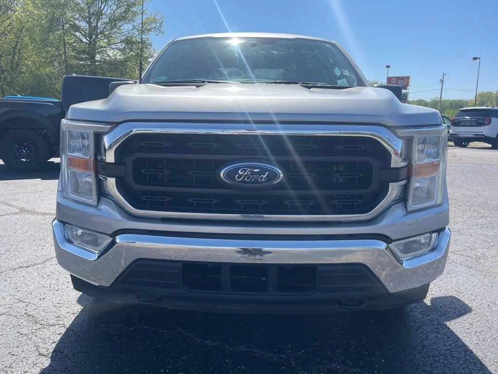Used 2022 Silver Ford XLT image 10