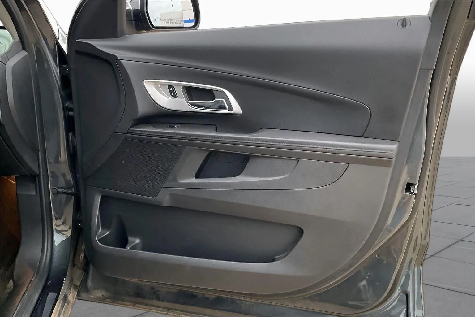 Used 2017 Nightfall Gray Metallic Chevrolet Premier image 21