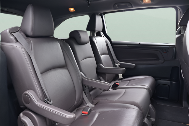 Used 2020 Black Honda EX-L image 16