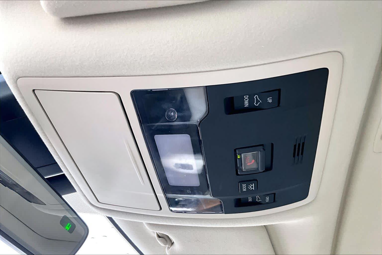 Used 2020 Nightfall Mica Lexus  image 32