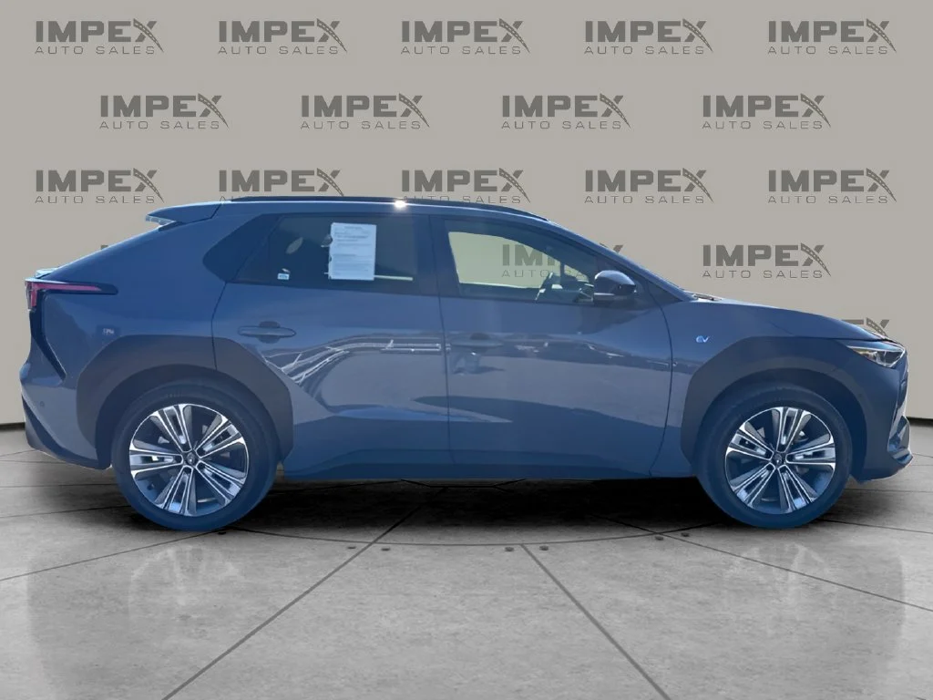 Used 2023 Gray Subaru Limited image 6