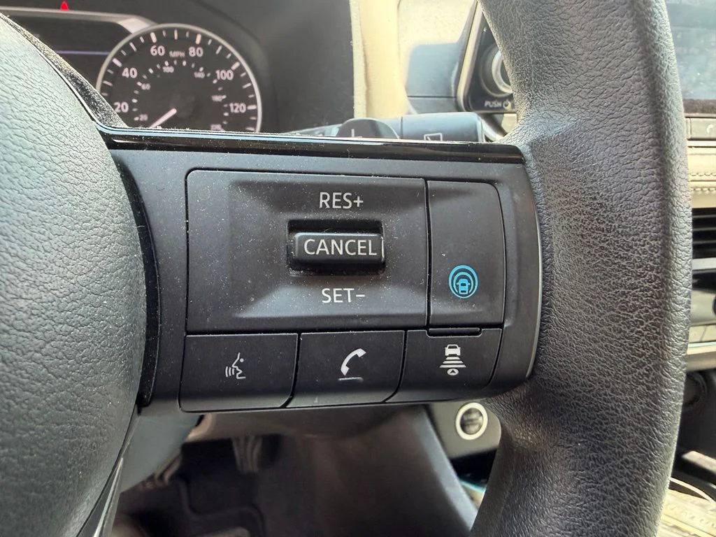 Used 2023 White Nissan SV image 15