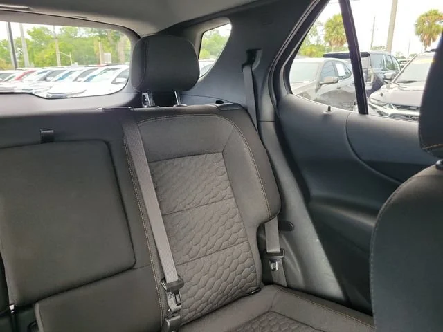 2021 Chevrolet Equinox LT - Photo 11