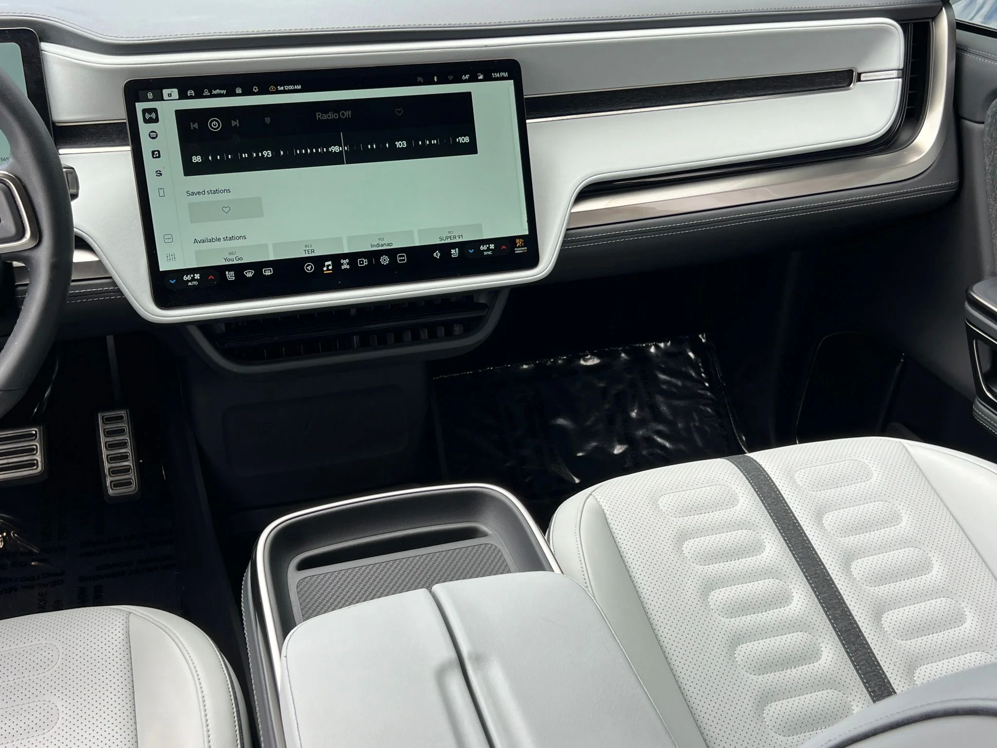 Used 2024 Blue Rivian Adventure image 31