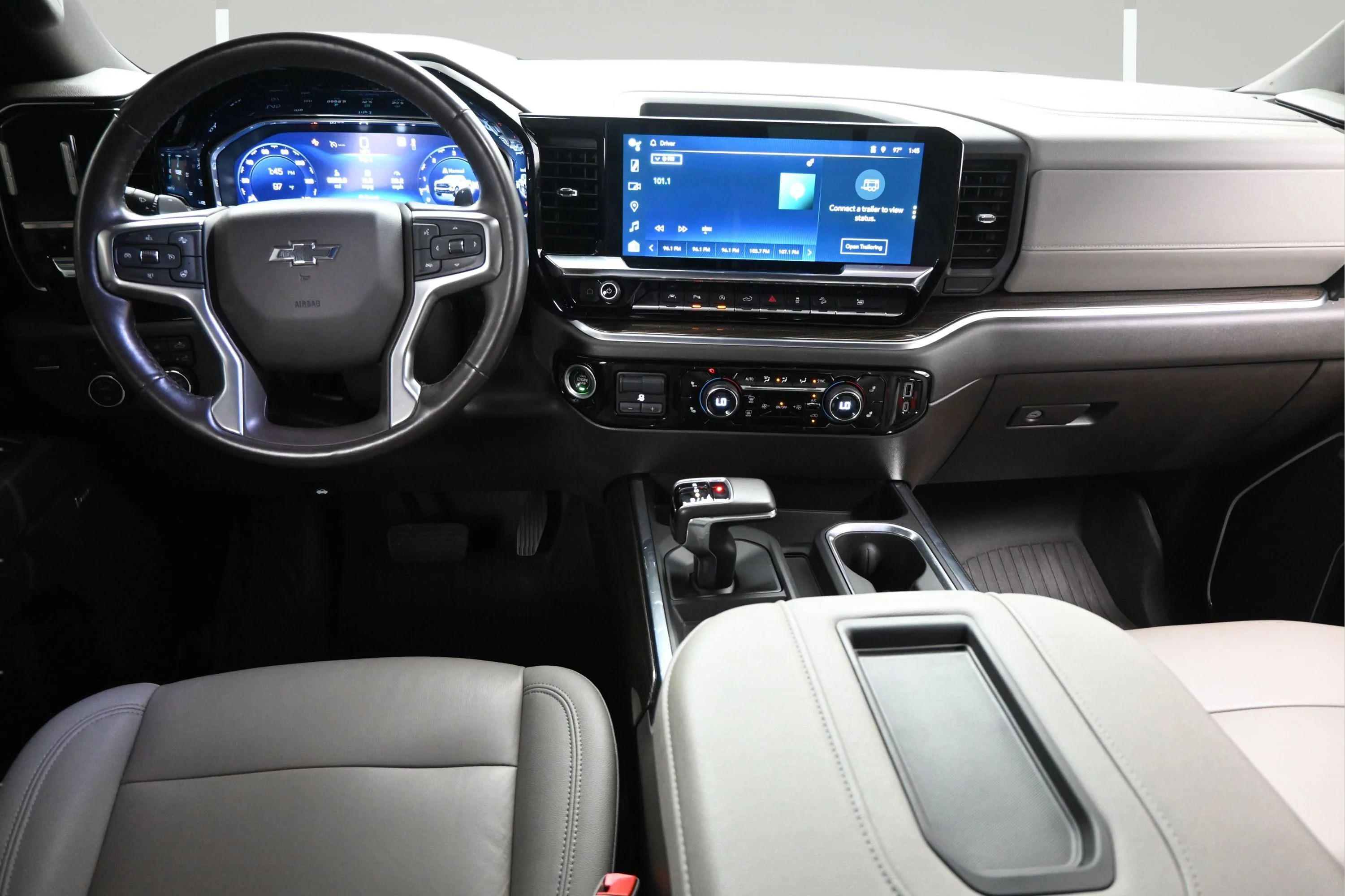 Used 2022 Silver Ice Metallic Chevrolet LT Trail Boss image 12