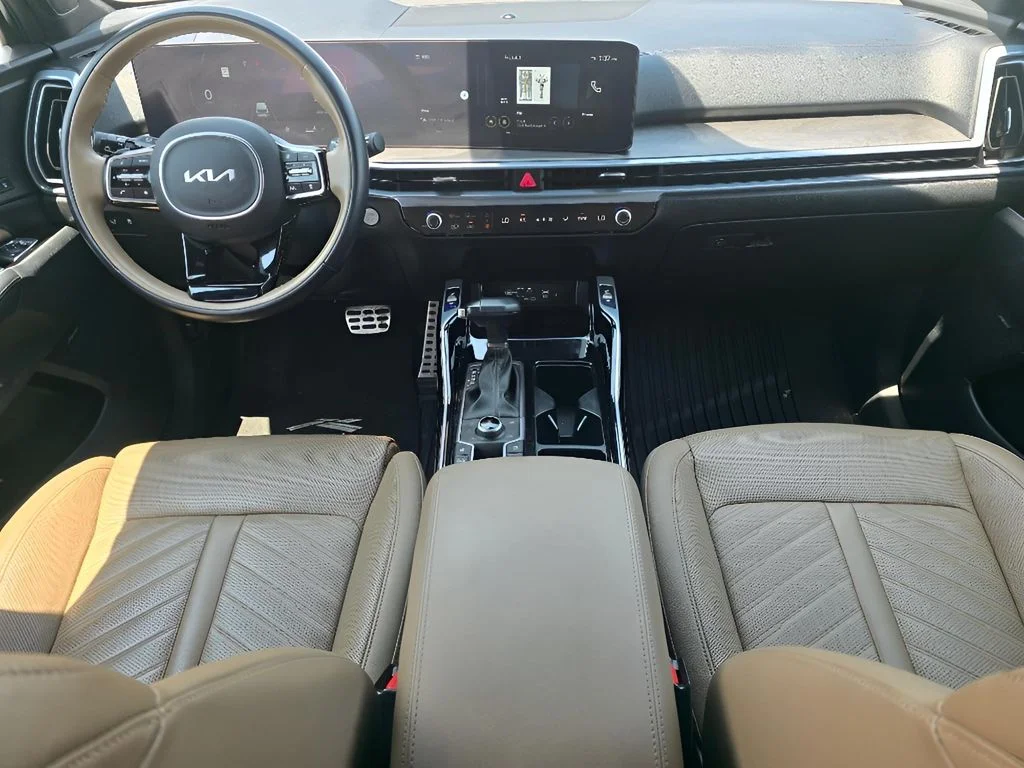 Used 2024 Gravity Grey Kia X-Pro SX Prestige image 23