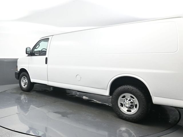 Used 2021 White Chevrolet Work Van image 5