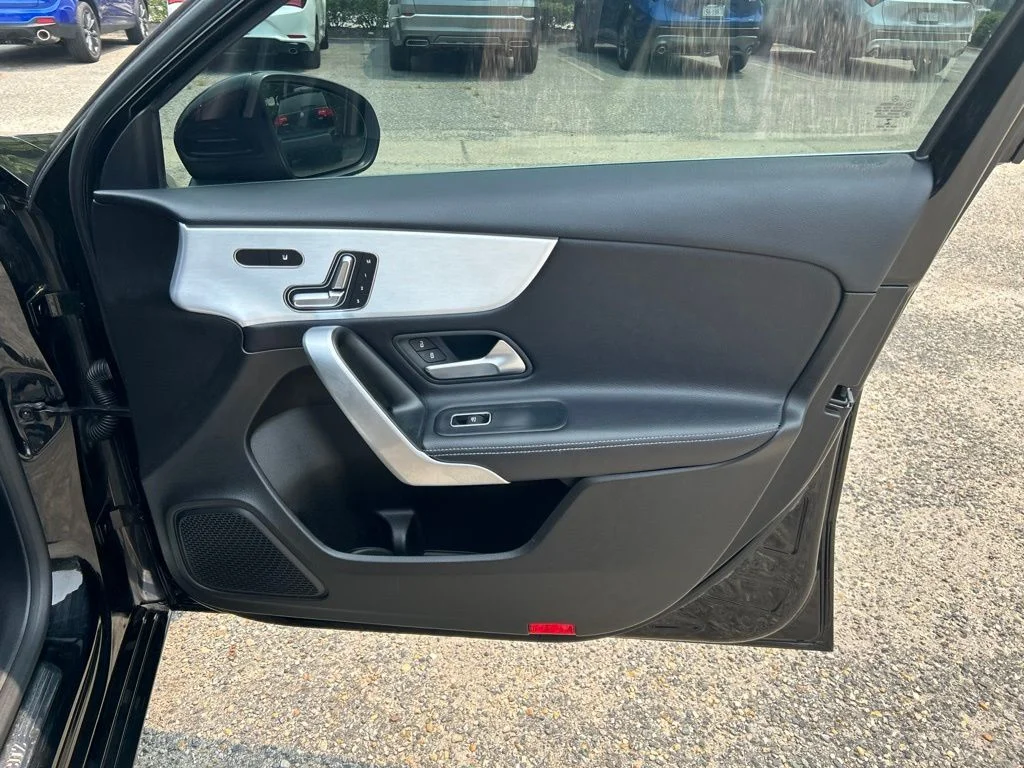 Used 2019 Black Mercedes-Benz A 220 image 23