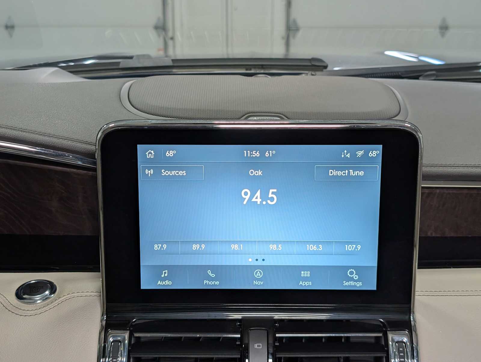 Used 2020 Rhapsody Blue Lincoln Reserve image 20