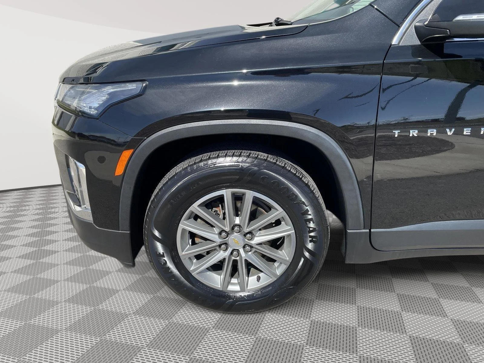 Used 2023 Mosaic Black Metallic Chevrolet LT Cloth image 30