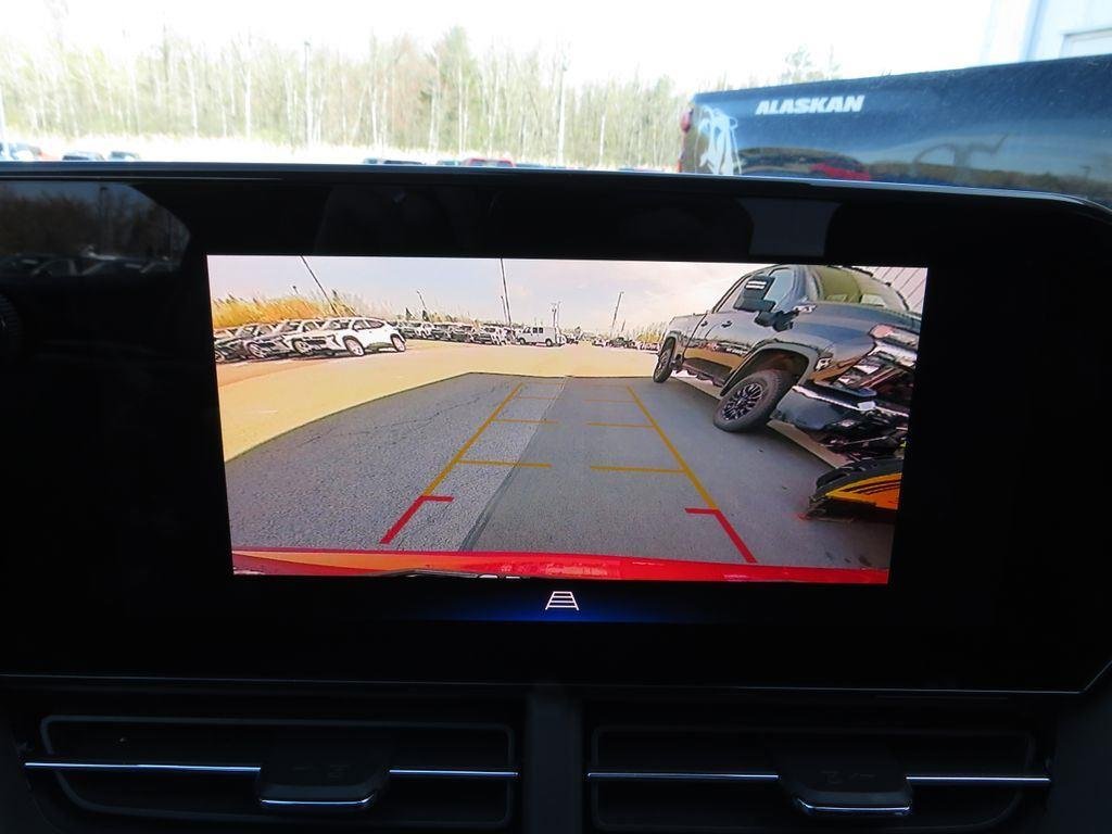 Used 2024 Crimson Chevrolet LT image 29